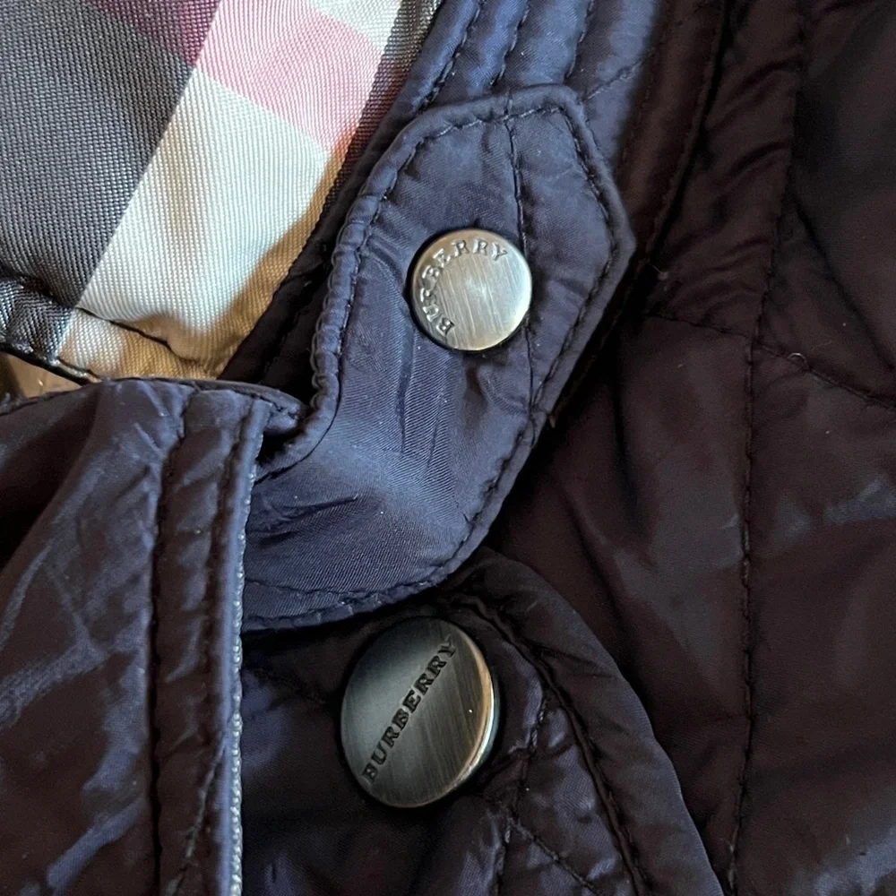 BURBERRY Children Quilted Jacket - Picture 8 of 16